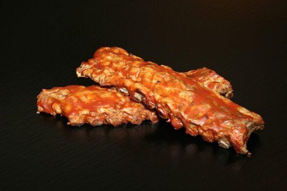 Comida típica de España carne fiesta canaria viva la alegria y el cochino en adobo 3