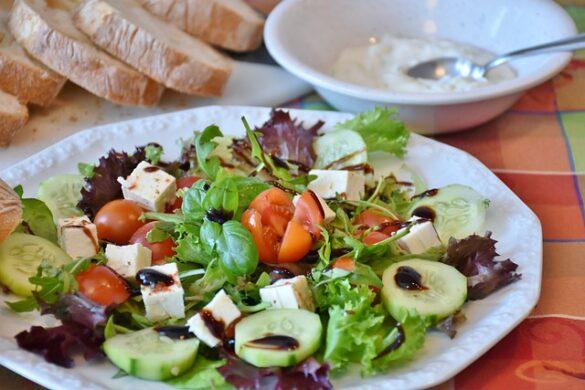 Comida típica de España madejas aragonesas tipico aperitivo de cordero 3