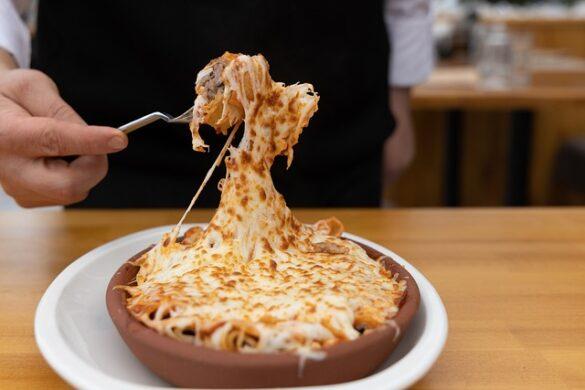 Comida típica de España solomillo al queso de tresviso un plato gourmet muy popular en cantabria 2