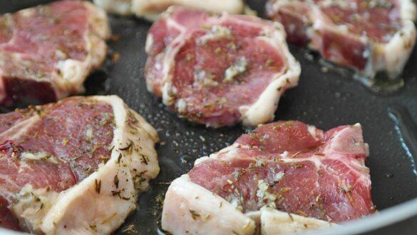 Comida típica de España ternasco a la pastora hierro y proteinas 1